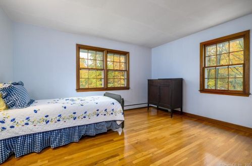 109 Holmes Rd, Ridgefield CT 06877-4304 exterior