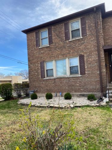 14201 Stewart Ave, Chicago, IL 60827-2339