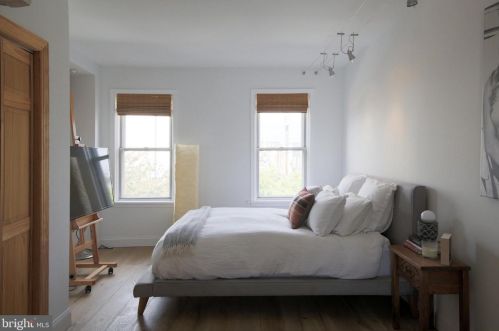 322 Belgrade St, Philadelphia PA 19134-5237 exterior