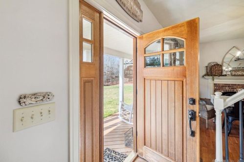 888 Providence Pike, Killingly, CT 06239-3901