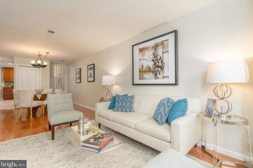 1357 Emerald St, Washington DC 20002-5431 exterior