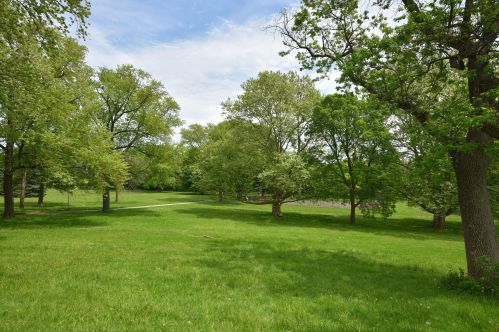 1331 Randolph Ct, Milwaukee WI 53212-1840 exterior