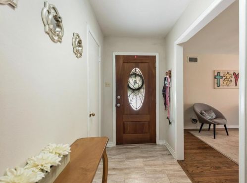 7204 Bucknell Dr, Dallas, TX 75214-1751