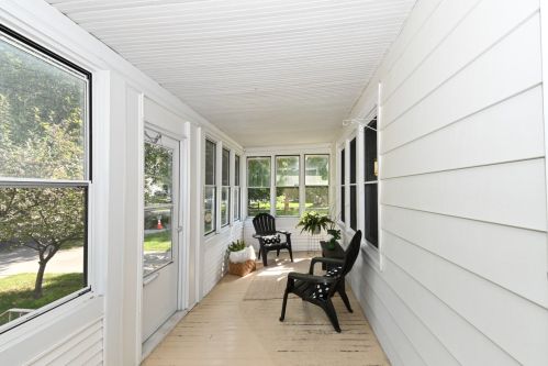 7823 Eagle St, Milwaukee, WI 53213-1148