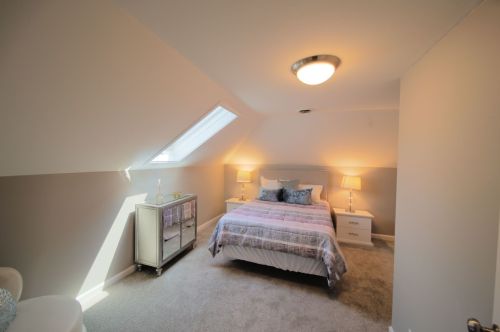 7251 Paxton Ave, Chicago IL  60649-2519 exterior