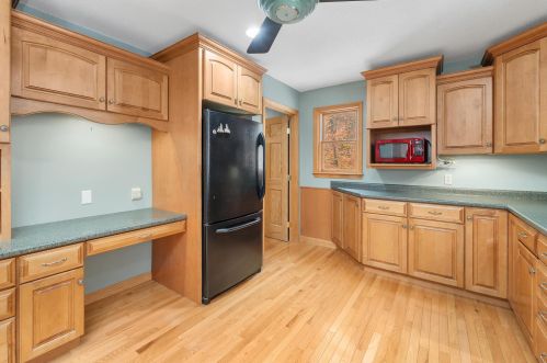 331 Queen St, Concord NH 03303-1118 exterior