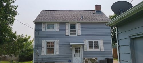 2410 Liberty Pl, Manitowoc, WI 54220-3729