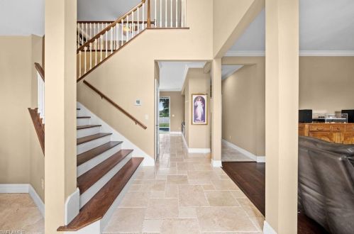 2066 Imperial Cir, Naples FL 34110-1089 exterior