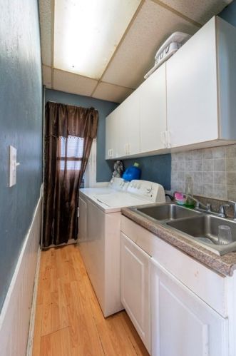 59 Catharine St, Worcester MA 01605-2809 exterior