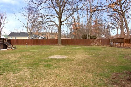 11 Benham St, Springfield MA 01109-2302 exterior