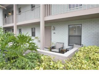 2820 Plaza Terrace Dr, Orlando, FL 32803-2817