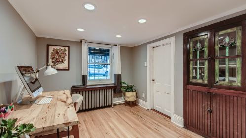 4209 Bernard St, Chicago IL 60618-1103 exterior