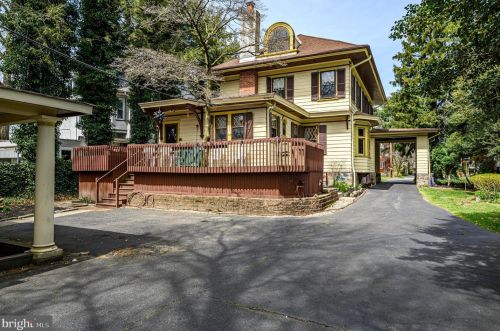 220 Maple Ave, Camden NJ 08106-2315 exterior