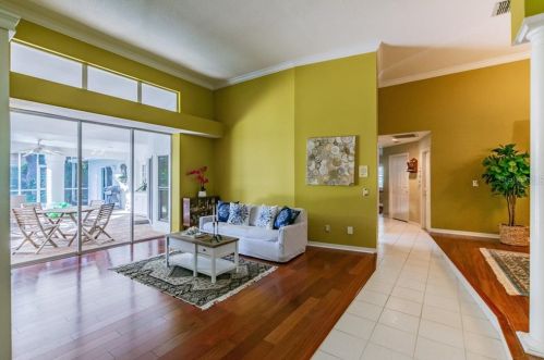 11506 Louvre Pl, Tampa FL 33617-2447 exterior