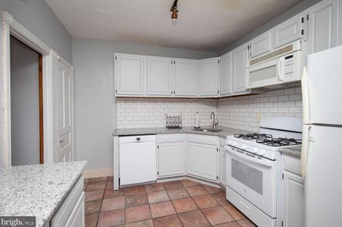 4445 Fleming St, Philadelphia PA 19128-4809 exterior