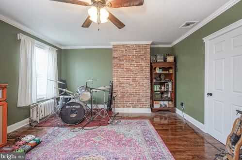 2202 Cumberland St, Philadelphia PA 19125-2204 exterior