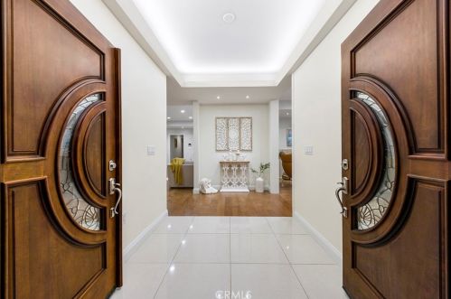 1347 Dana Pl, Fullerton CA  92831-1108 exterior