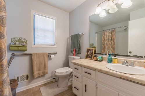 4376 Housworth Dr, Lithonia GA  30038-4632 exterior