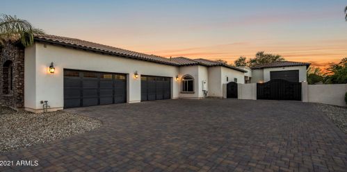 2375 Cloud Dr, Chandler AZ 85249-3781 exterior