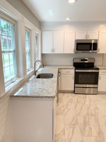 278 Fisher St, Walpole MA 02081-3809 exterior