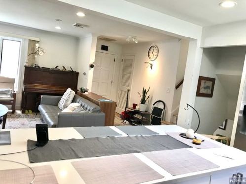 257 Madison Ave, Cresskill NJ  07626-1305 exterior