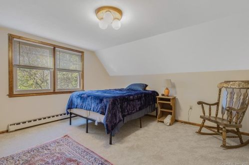 325 Scott Swamp Rd, Farmington CT 06032-3415 exterior