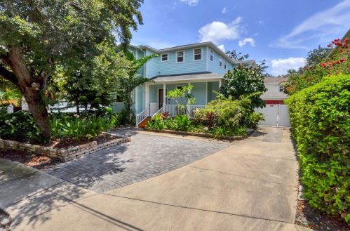 3102 Fielder St, Tampa, FL 33611-2910