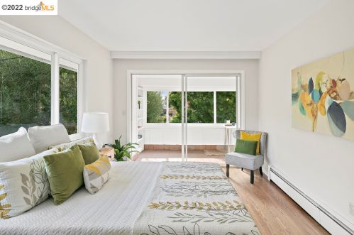 2822 Piedmont, Berkeley CA 94705-2314 exterior