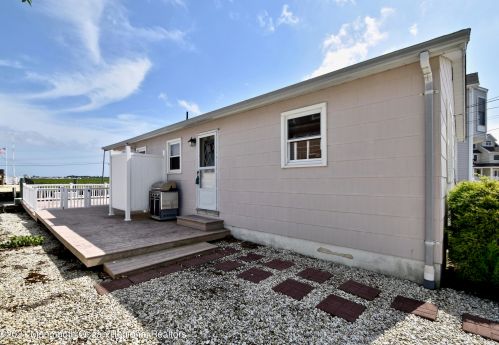 258 Teakwood Dr, Berkeley Township, NJ 08721-3122