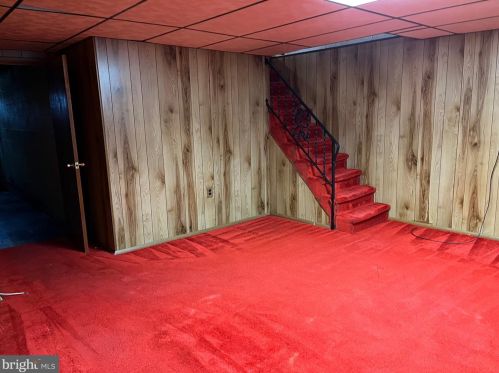 3126 Fairfield St, Philadelphia PA 19152-3406 exterior