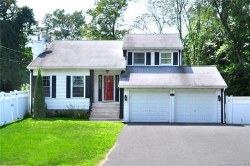 1275 Poquonock Ave, Windsor CT  06095-1608 exterior