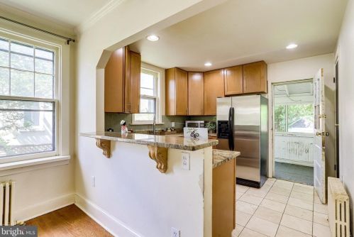 1801 Commonwealth Ave, Alexandria VA 22301-1403 exterior