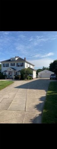 933 Atwood Ave, Providence RI  02919-6240 exterior