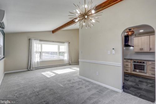 3075 Essex Pl, Lancaster PA  17601-1612 exterior