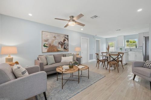 5375 21 Ave, Naples FL 34116-5719 exterior