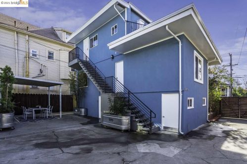 2043 Emerson St, Berkeley CA 94705-1813 exterior