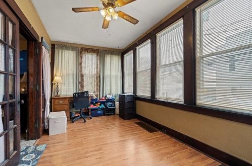 77 Locust St, Pittsburgh, PA 15223-2172