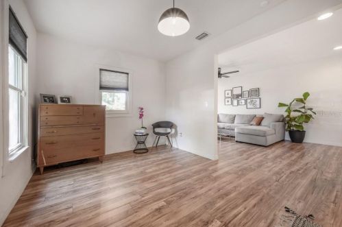 1507 33rd Ave, Tampa FL 33610-8136 exterior