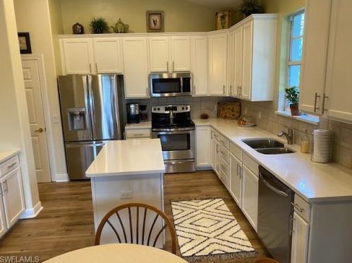 4730 Shinnecock Hills Ct, Naples, FL 34112-7950