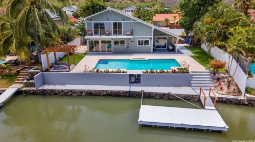 6847 Niumalu Loop, Honolulu HI 96825-1642 exterior