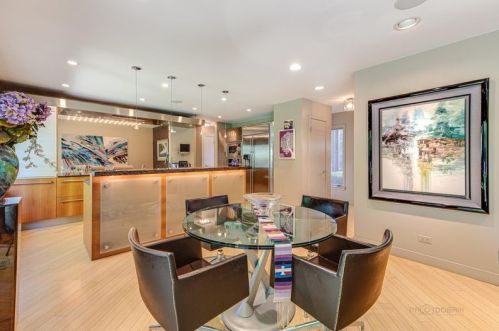 4848 Coyle Ave, Chicago IL 60645-3213 exterior