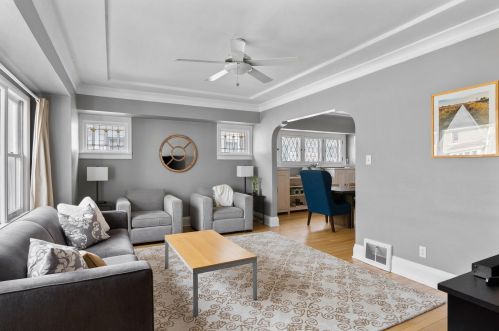 1413 Elmdale Ct, Milwaukee, WI 53211-1822