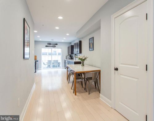 511 Christian St, Philadelphia PA  19147-4003 exterior