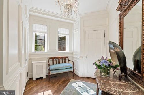 2446 Kalorama Rd, Washington DC 20008-1625 exterior