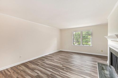 128 Amherst Pl, Atlanta GA  30327-4061 exterior