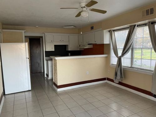 37567 Meadowview Dr, Hempstead TX  77445-8240 exterior