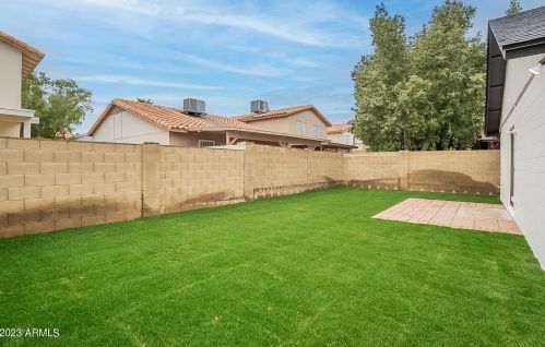 18230 17 Way, Phoenix AZ 85022-1309 exterior