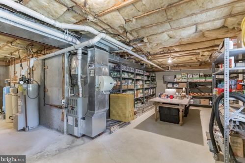 2641 Lady Annes Way, Huntingtown MD 20639-4115 exterior