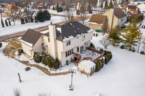 1220 Morraine Dr, Bull Valley IL 60098-9055 exterior