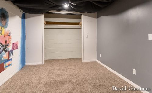 2386 Manahan Ave, Meskegon MI 49444-2666 exterior